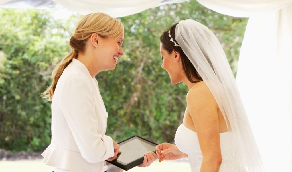 REASONS WHY YOU NEED TO HIRE A WEDDING PLANNER